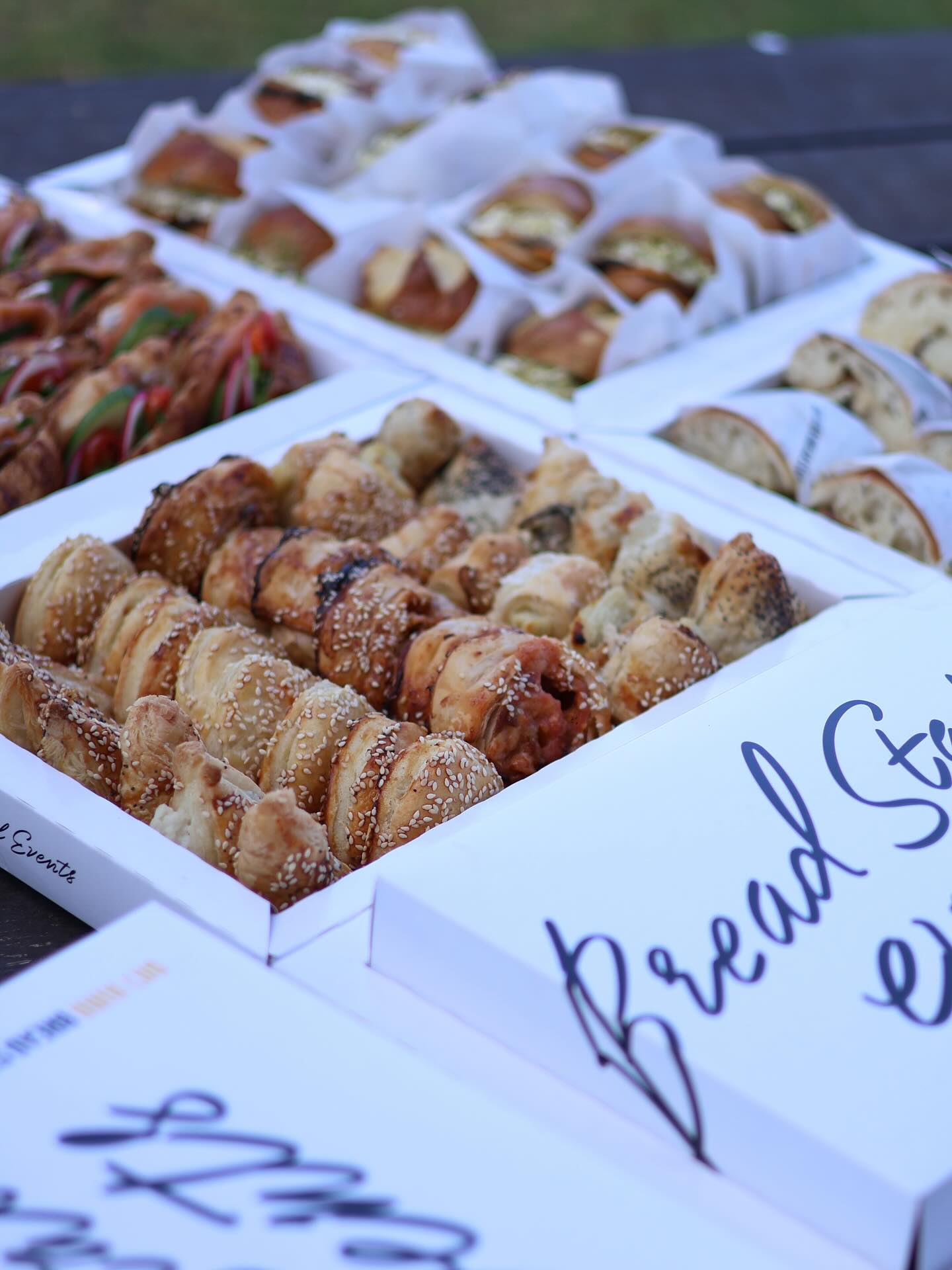 לחמים ומטבל